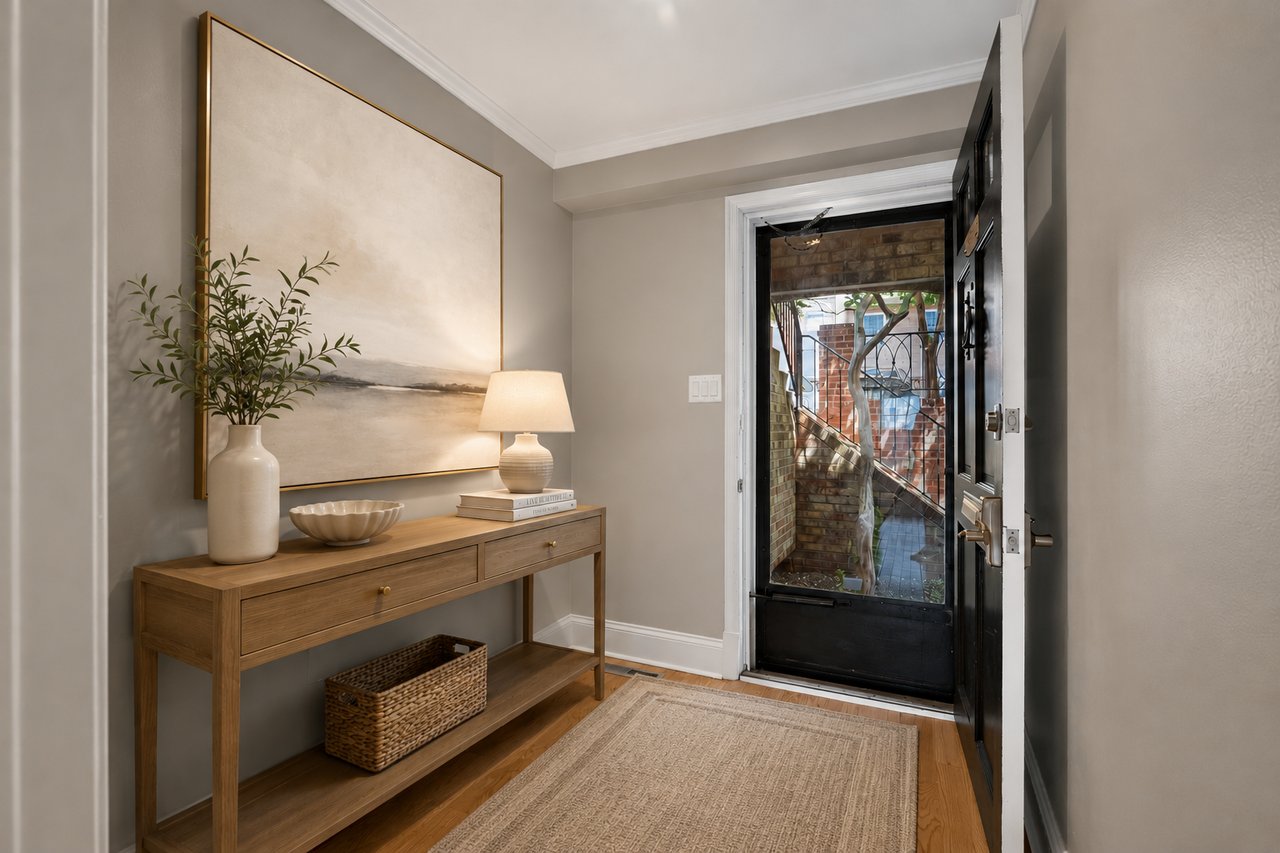 1666 Beekman Place Unit C