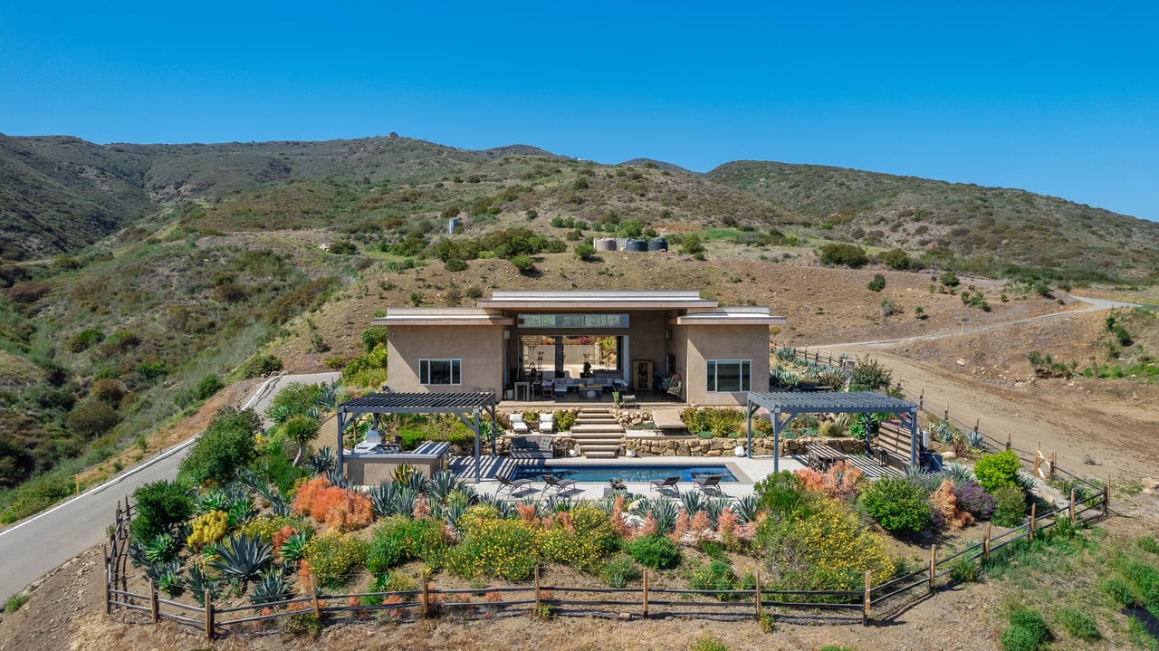 10715 Yerba Buena Rd