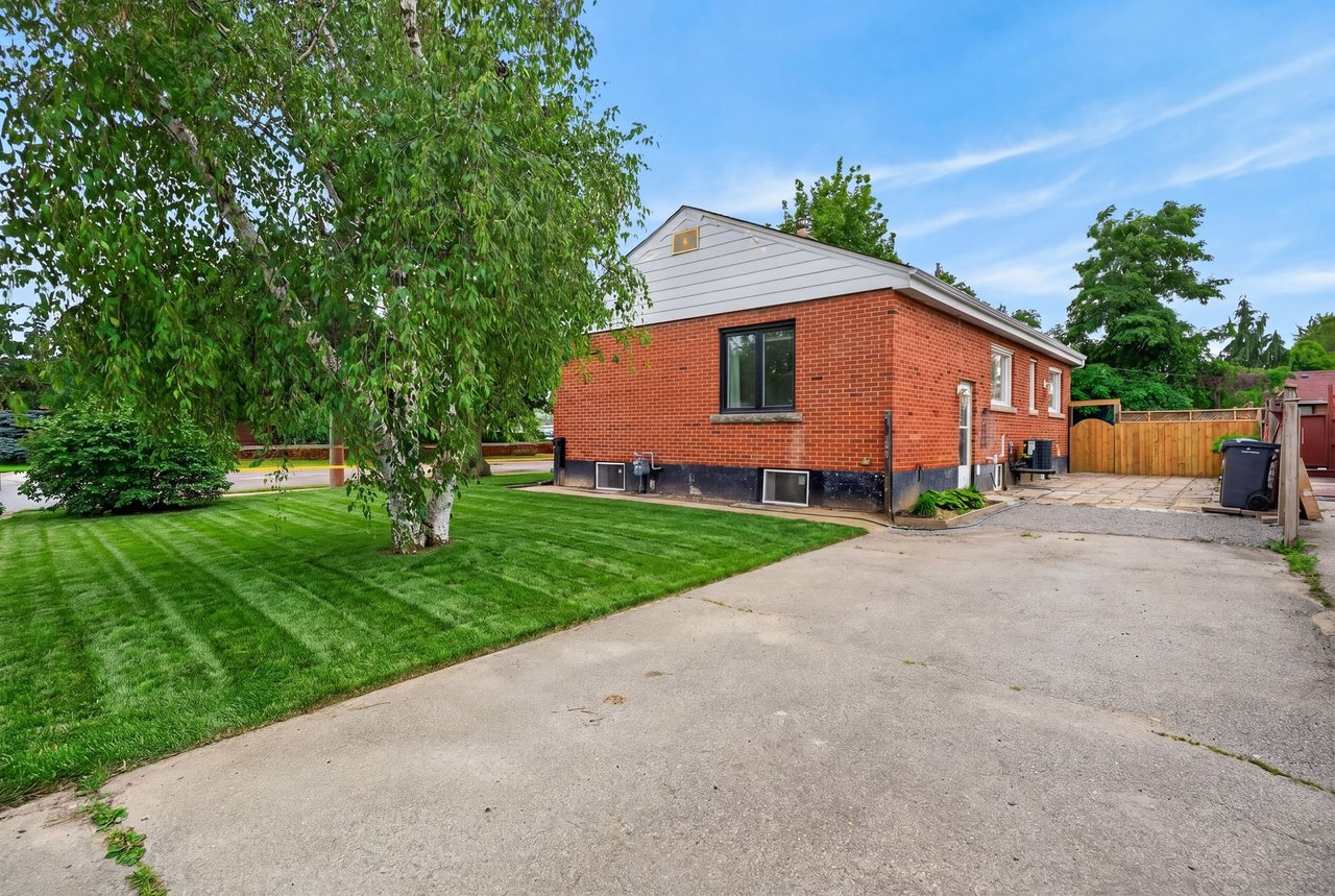 Downtown Burlington Bungalow