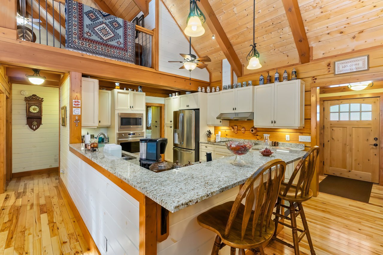 151 Diamond Falls Boulevard