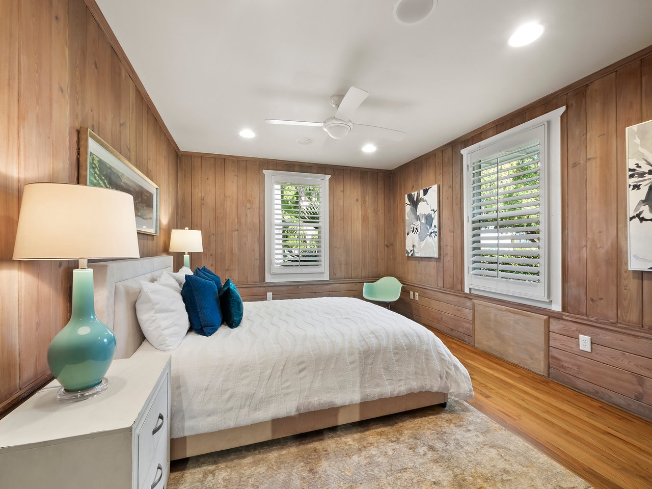 1930 ALTA VISTA ST