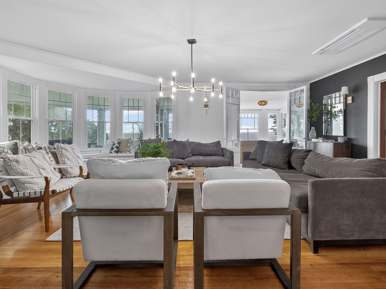 Waterfront Off Market Private Exclusive 