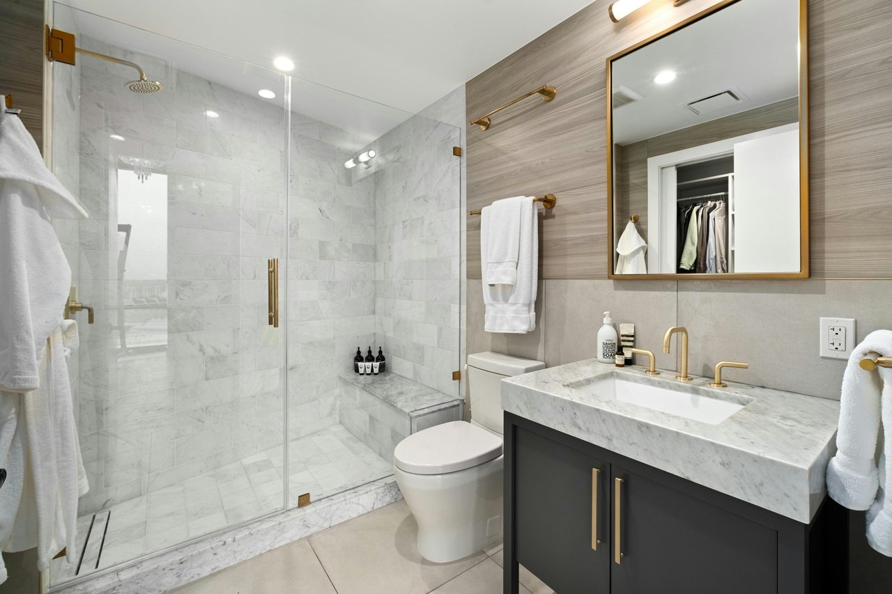 70 Rainey Street #2702