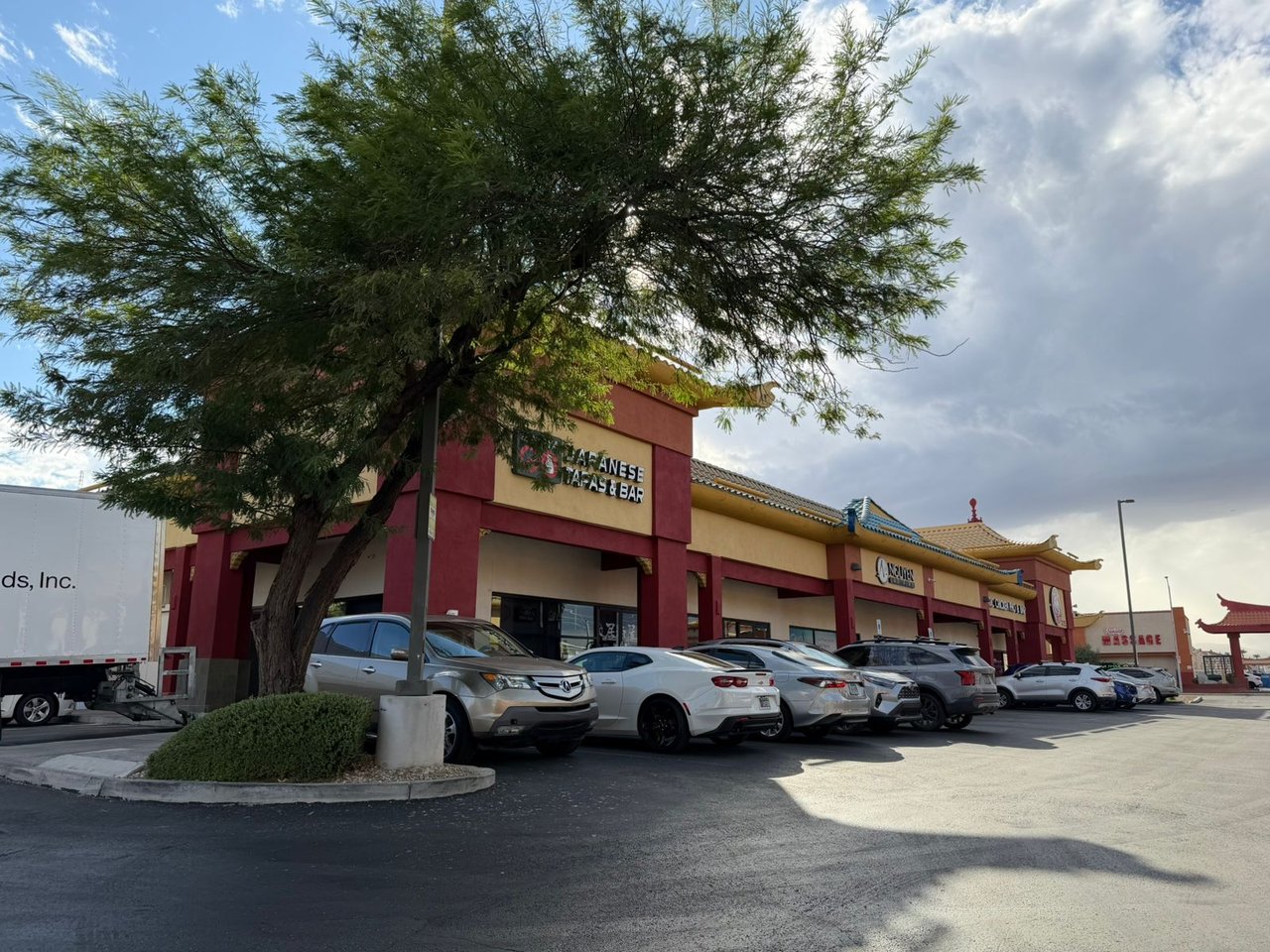 Spring Mountain Square