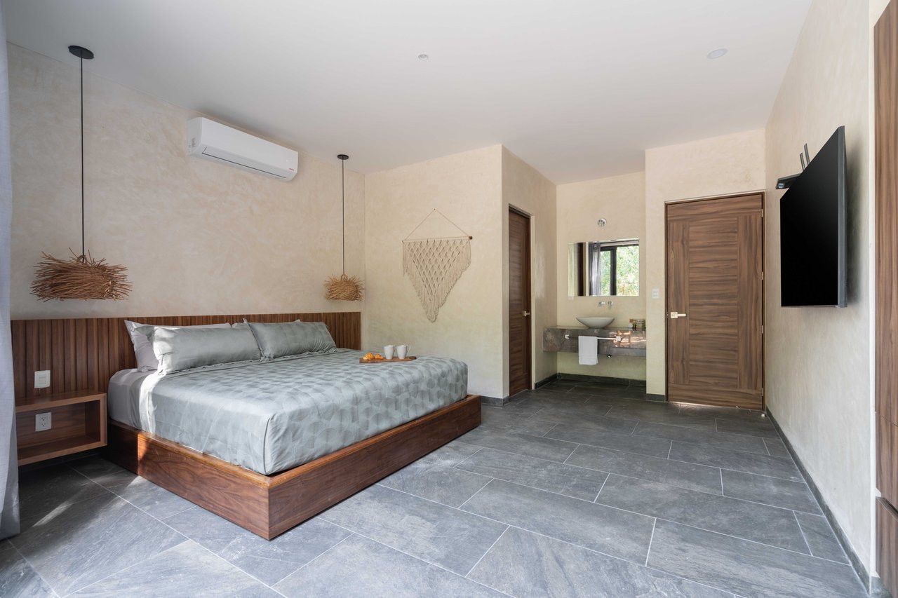 Villa 2  | Beautiful 4 Bedroom with Large Pool in 12 O’Clock Tulum