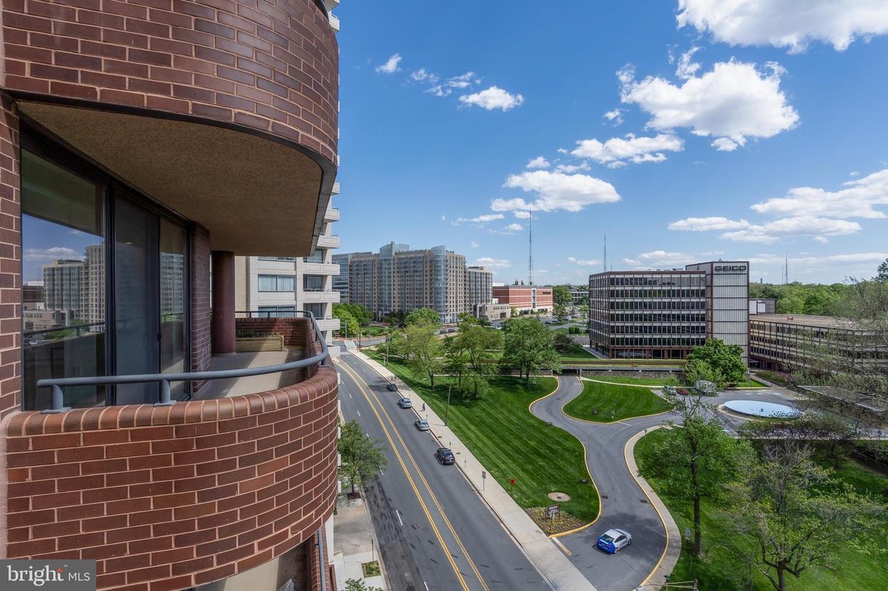4550 N Park Ave #605