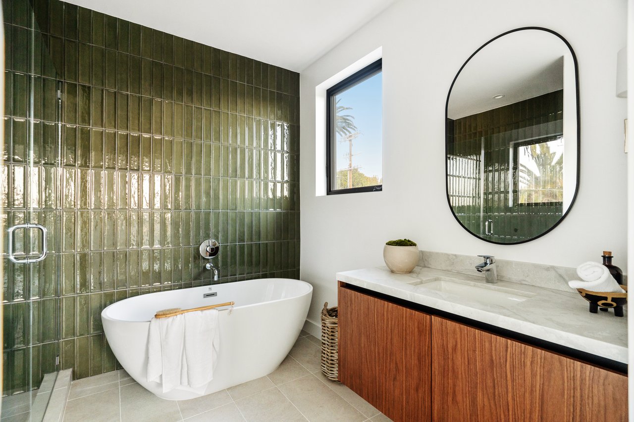 Ambrosia at Hillhurst