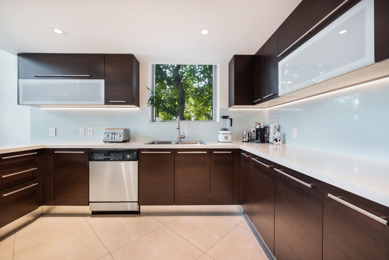 7928 East Drive #106