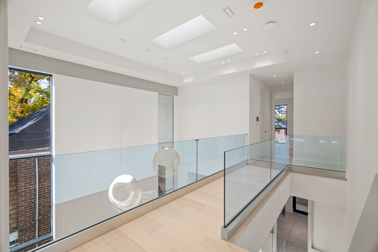 Incredible Achievement In Modern Luxury