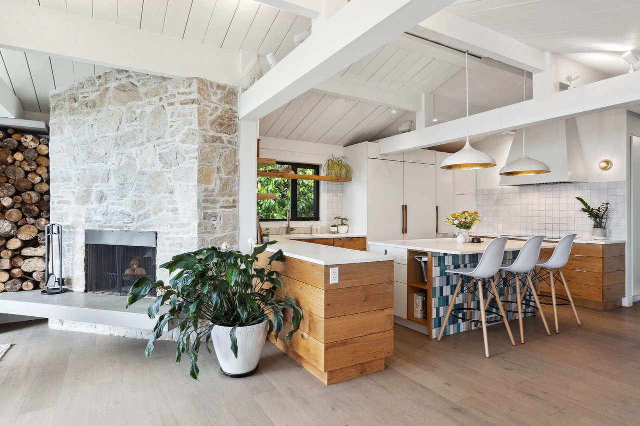 60 Panorama Rd
