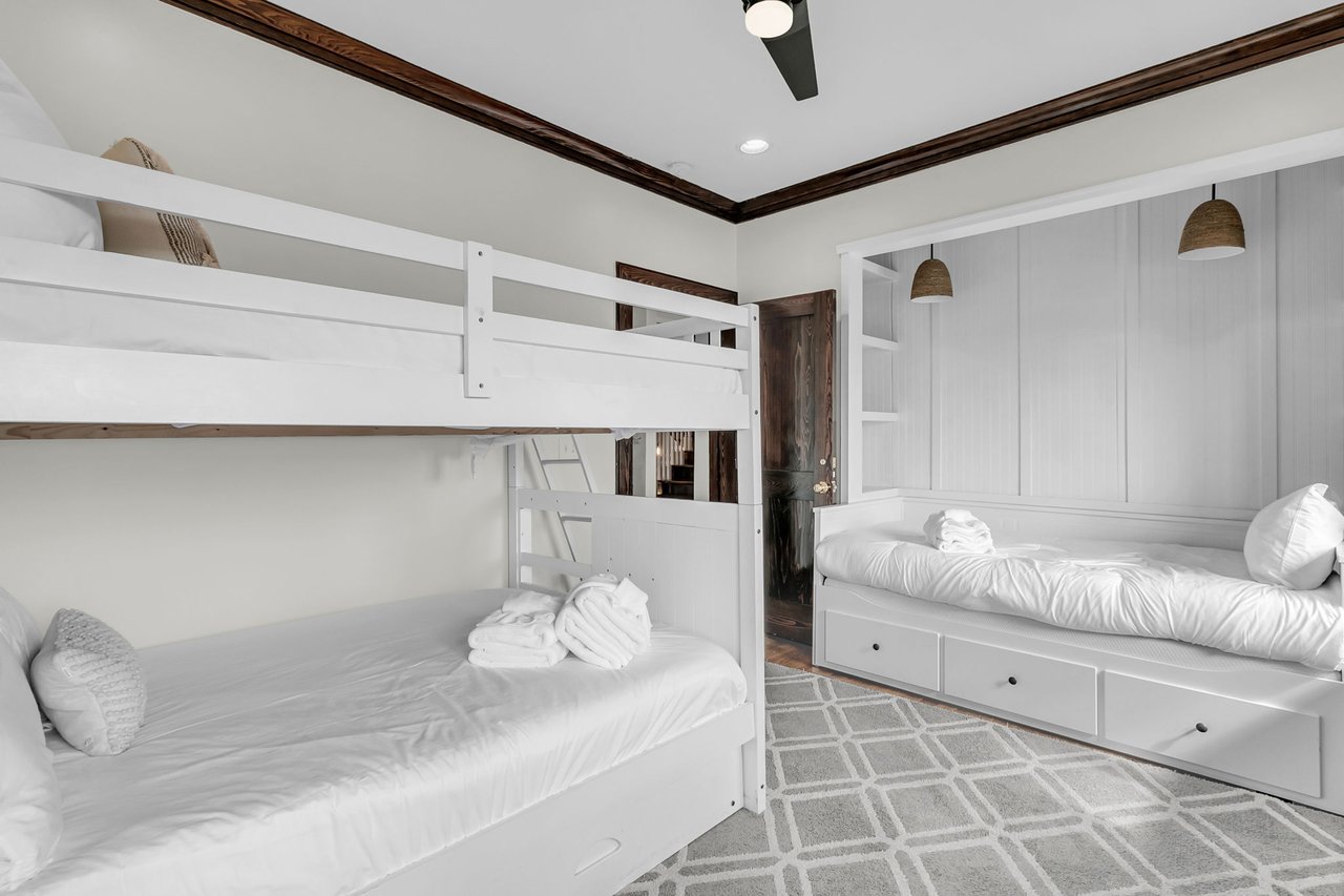 24 Seagrass Ln 
