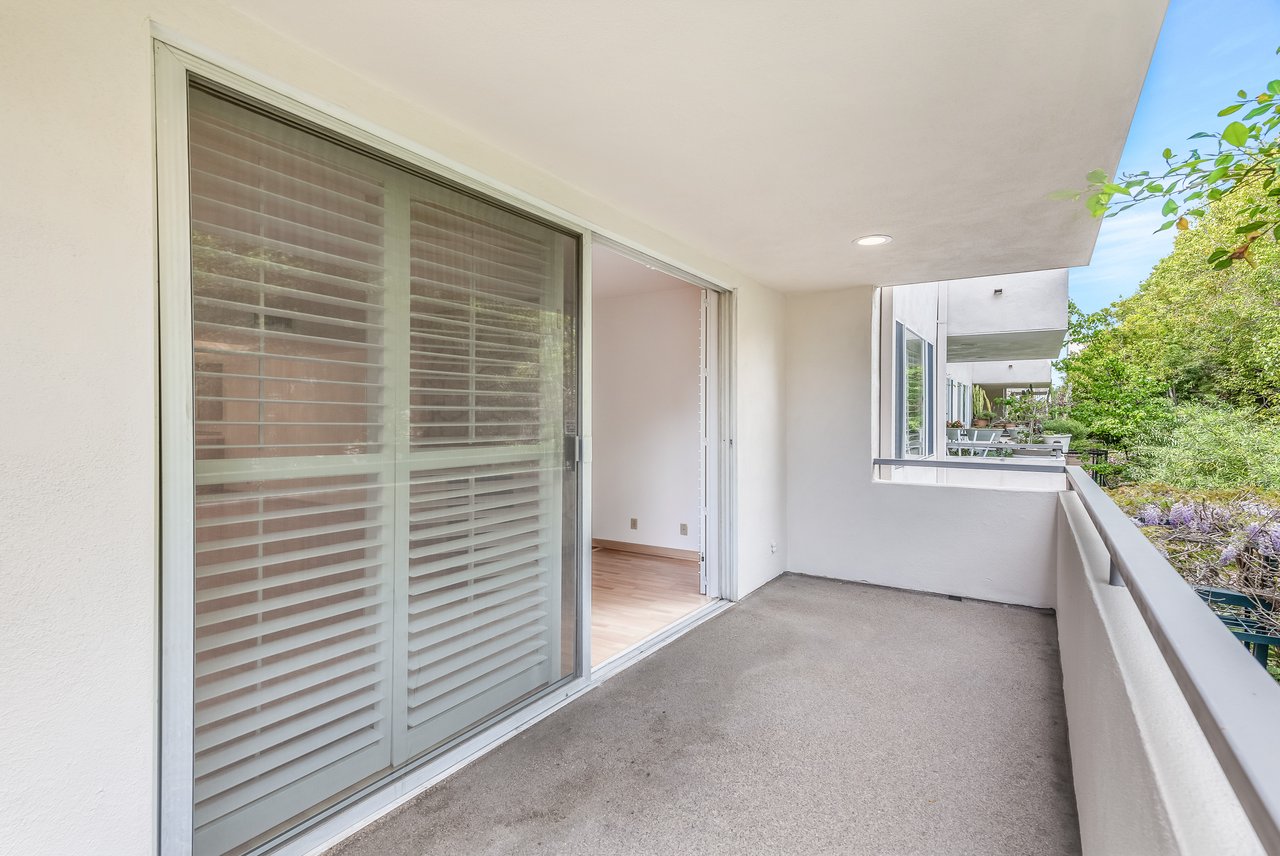 1930 S Beverly Glen Blvd #306