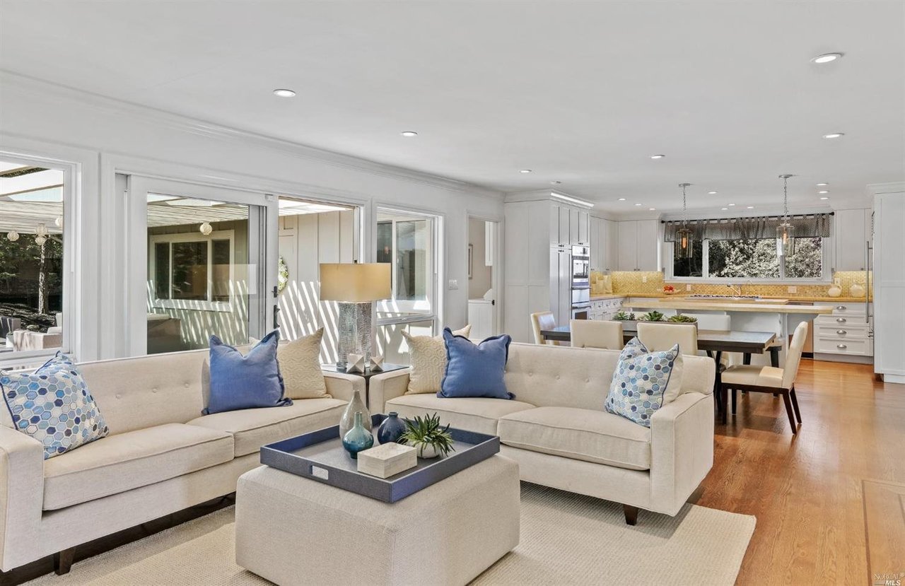 151 Fernwood Dr