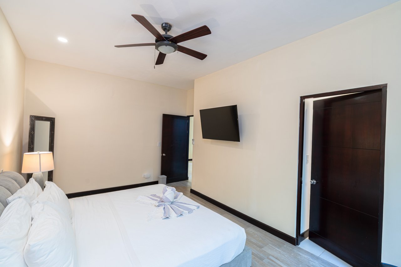 Luxury 2 Bedroom Manuel Antonio Condo 