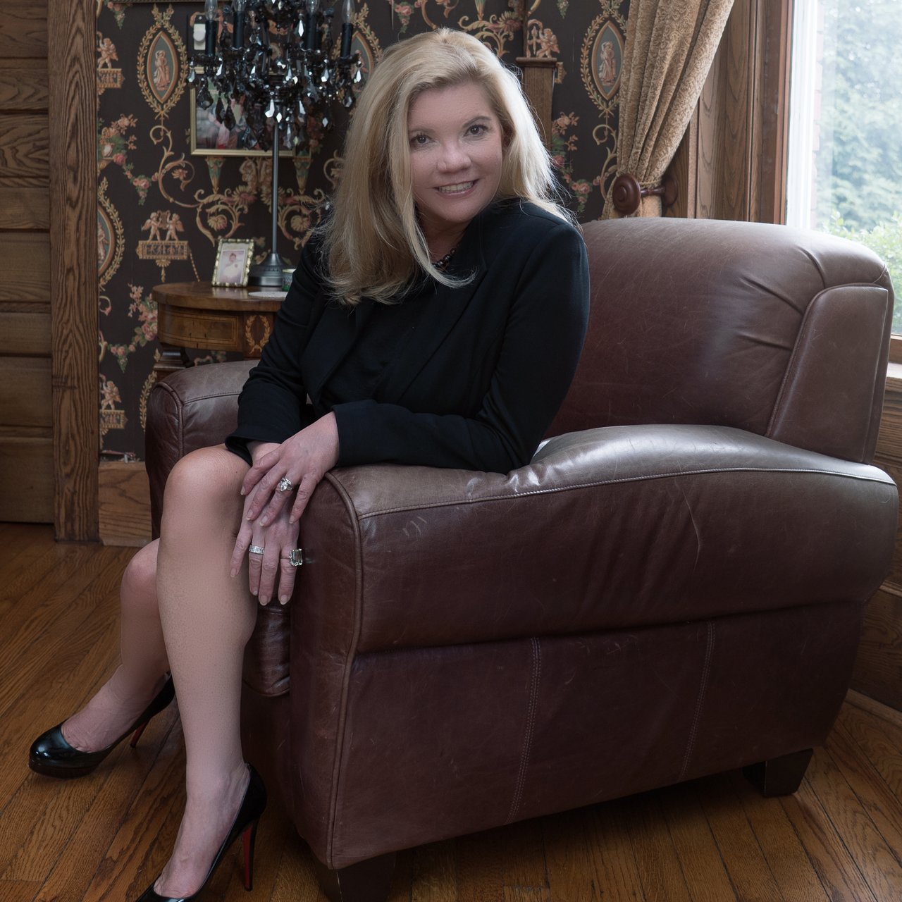 Robinette Gaston Nashville, TN Real Estate Agent Headshot