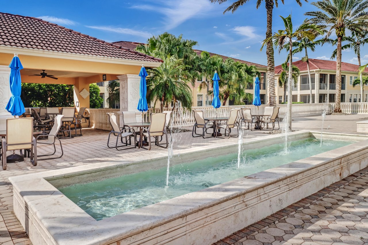 562 Avellino Isles CIR # 201
