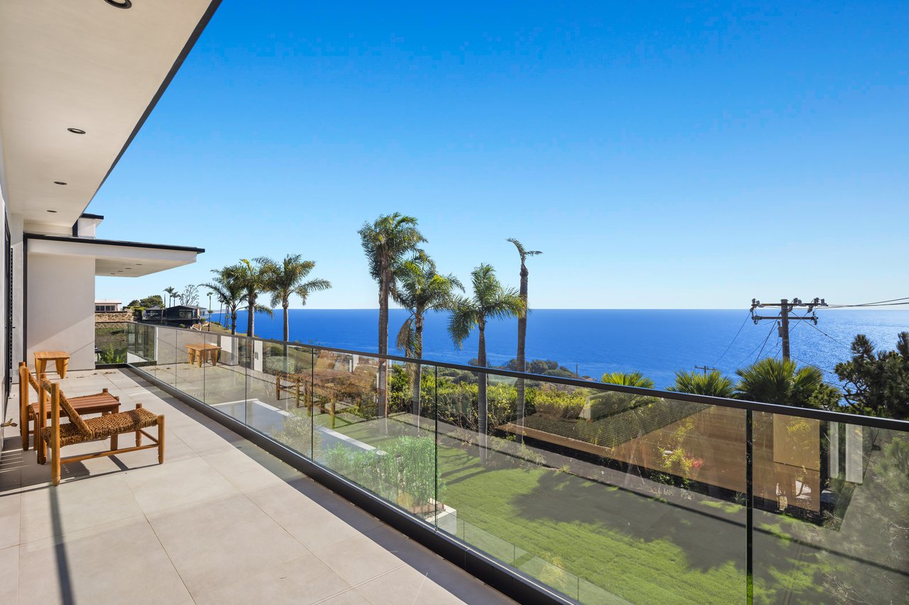 4732 Avenida Del Mar
