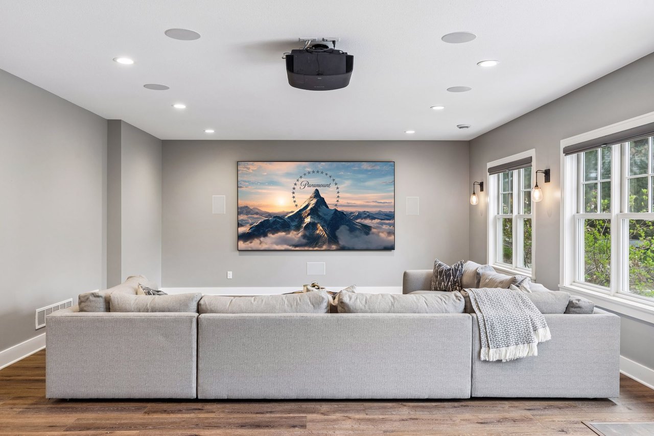 5116 Skyline Drive, Edina