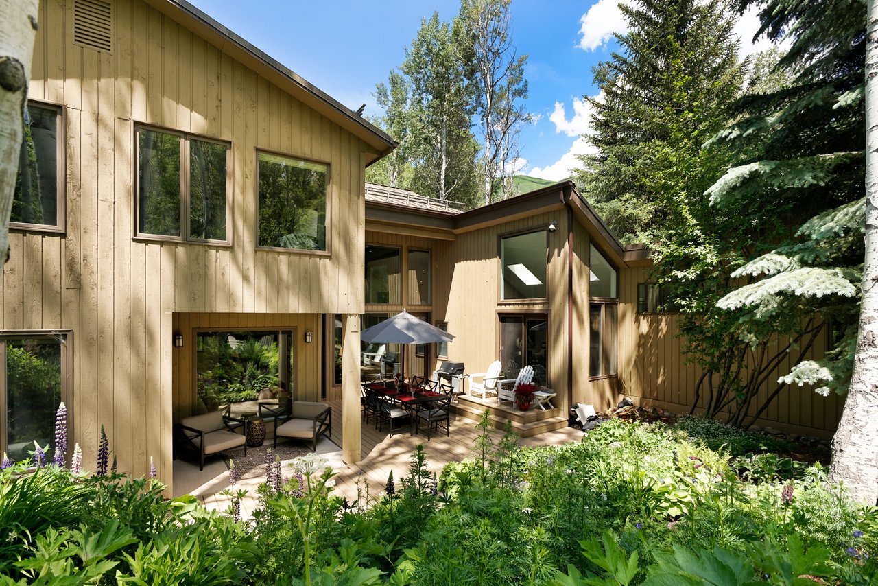 Wander Into Aspen's Hidden Oasis