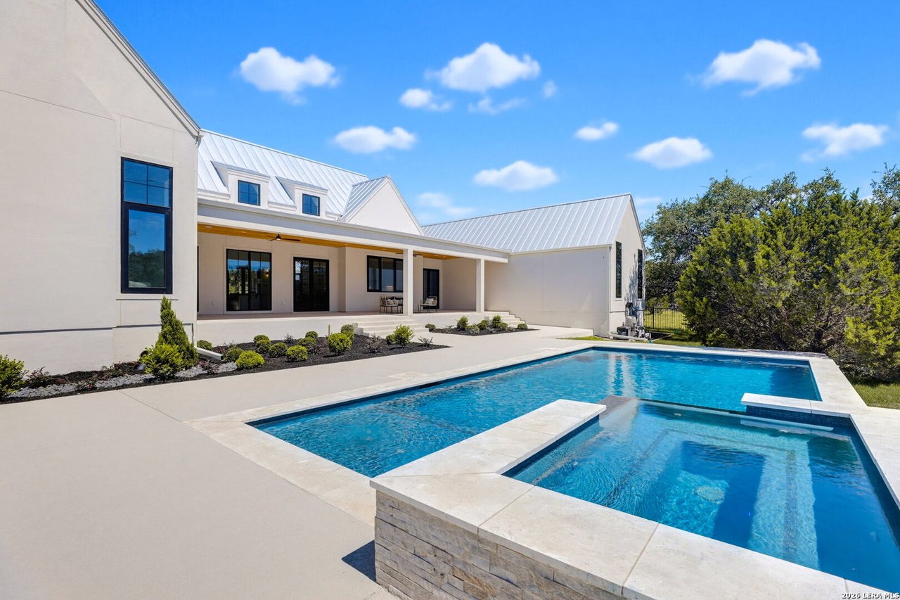 24508 Barnes Canyon