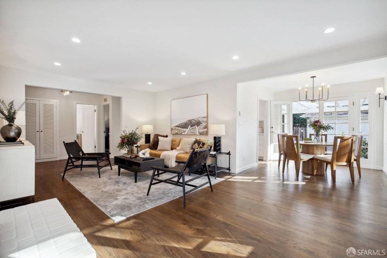 359 Iris Way