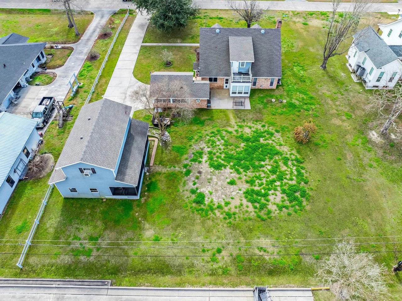 104 TALBOT DR