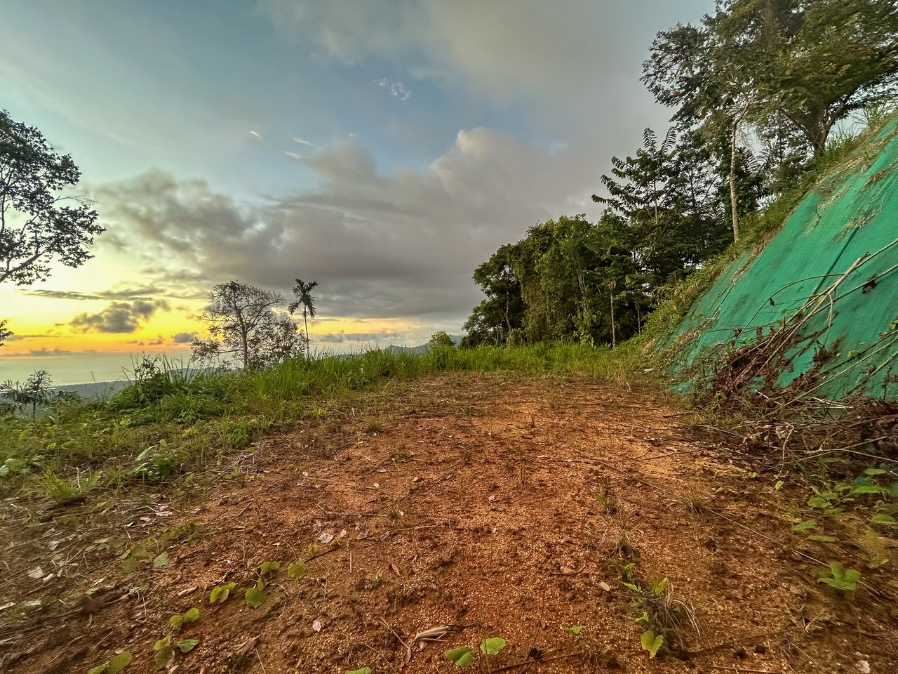 Year-Round Sunset Views | 3 Connected Build-Ready Lots