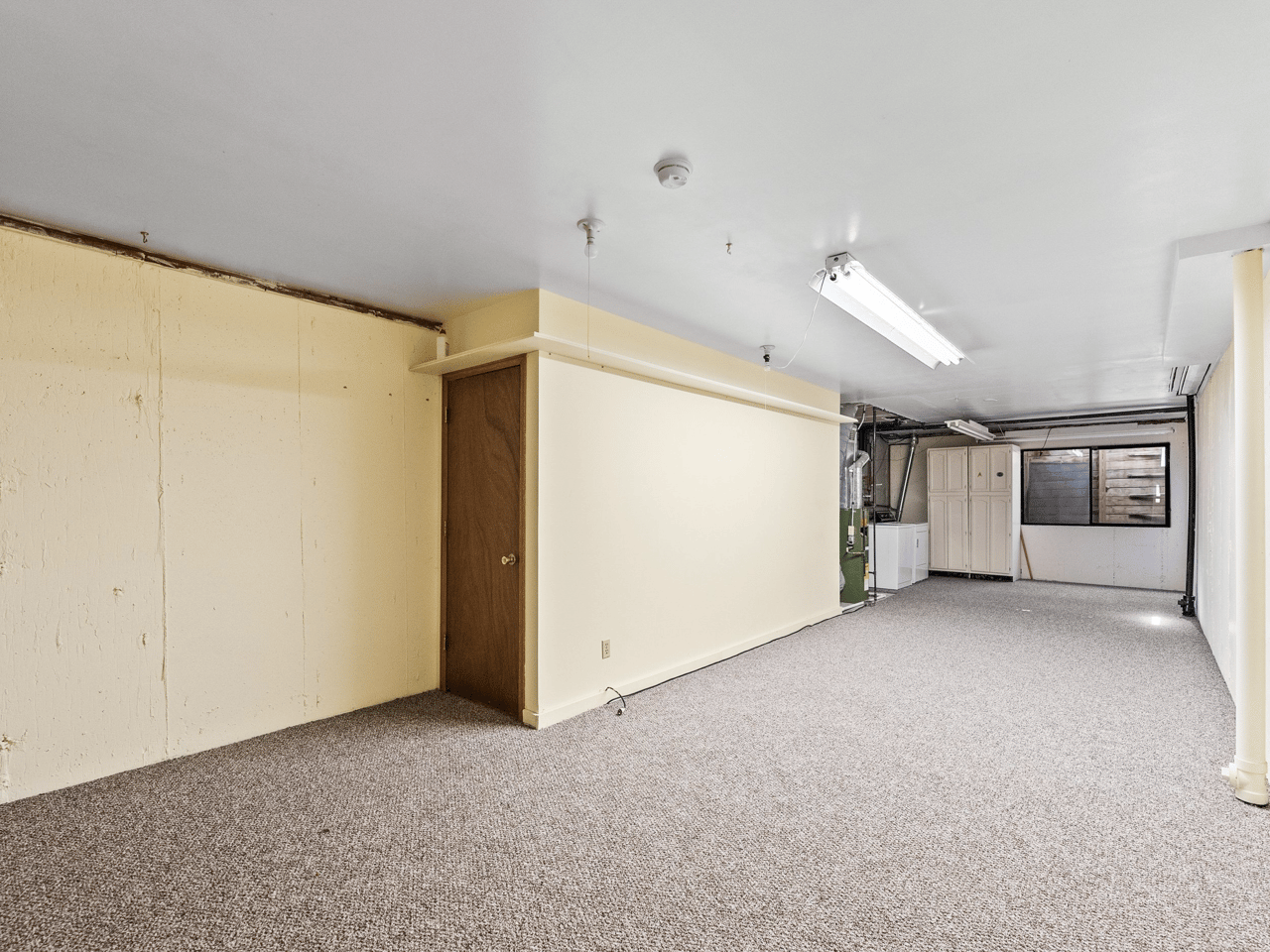 Just Listed: Cozy an Convenient Living in Oak Run