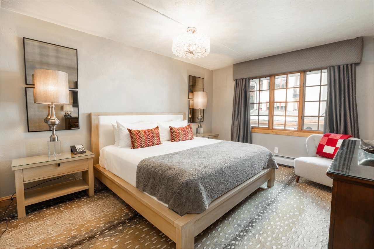 The Lodge at Vail Condominiums #262