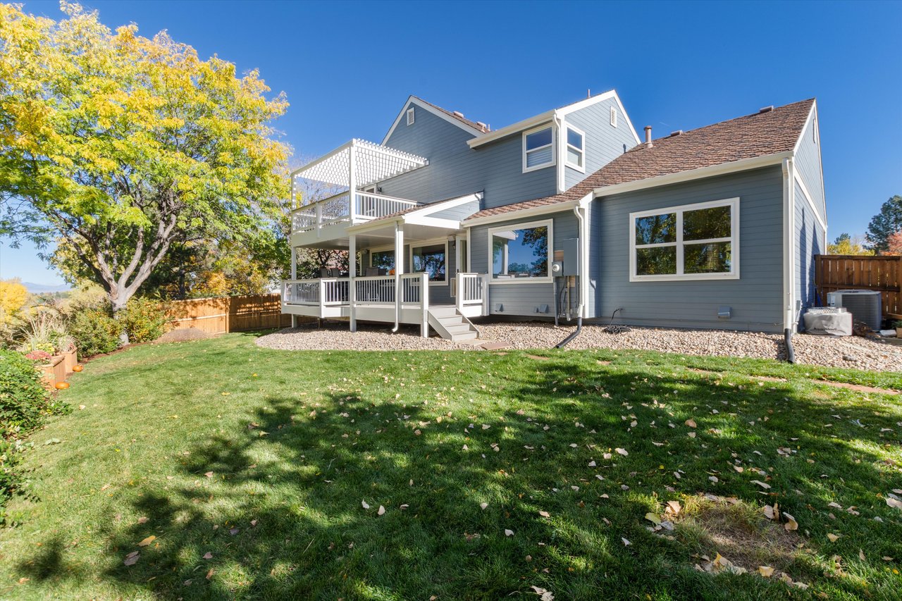 9047 Mountain Laurel Way