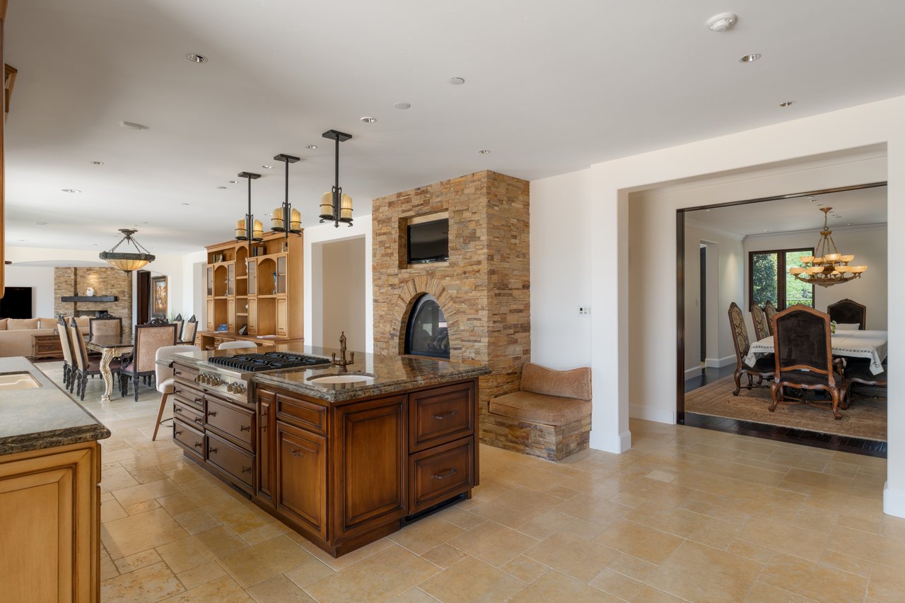 28481 Avenida La Mancha