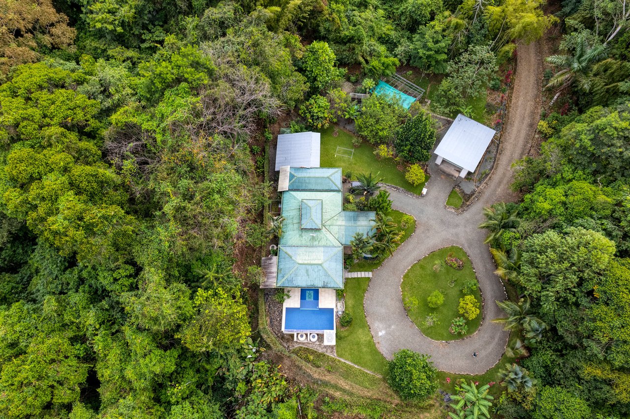 CASA TORTUGA – LAGUNAS OCEAN, MOUNTAIN, AND SUNSET VIEW HOME