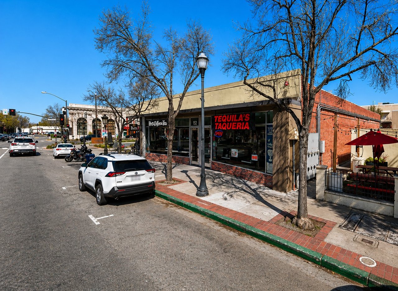 5.75% CAP - Peet's Coffee - NNN Leased Investment