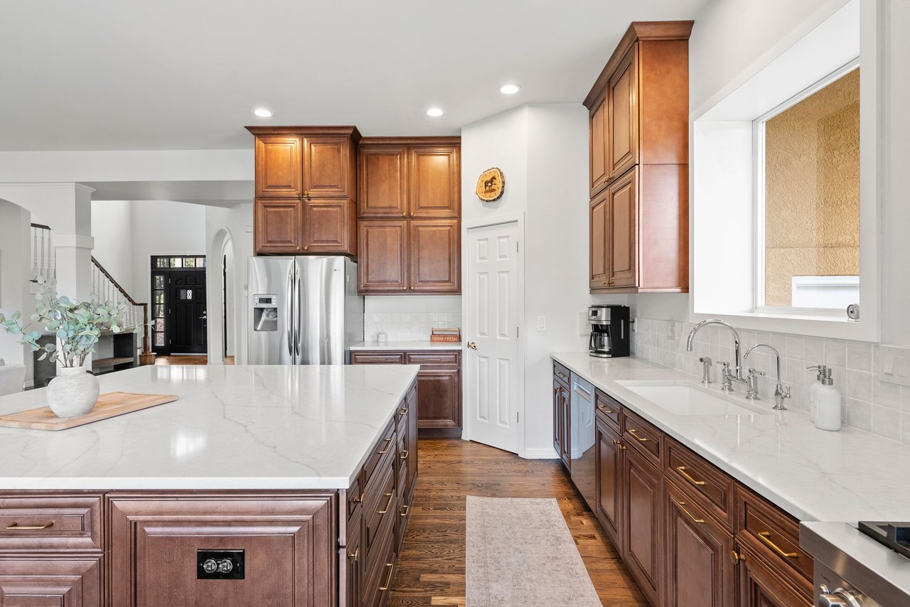 17521 Abert Ridge View