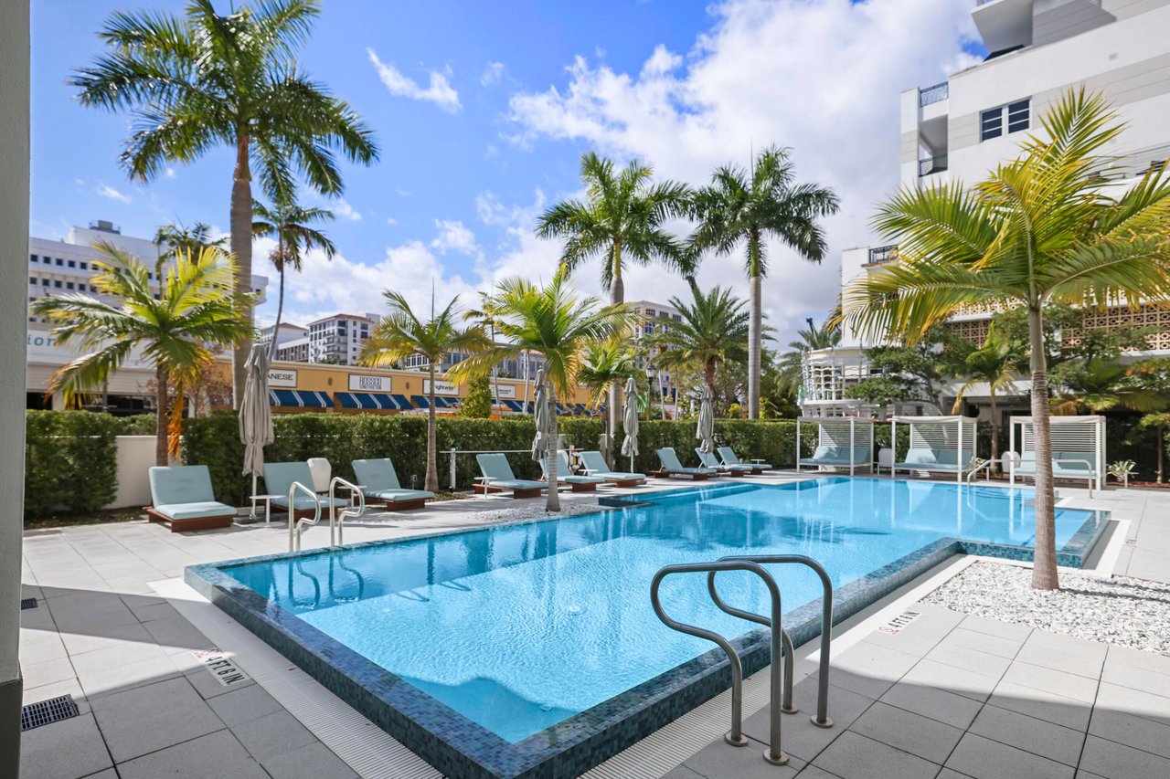 Tower 155 Boca Raton, 814