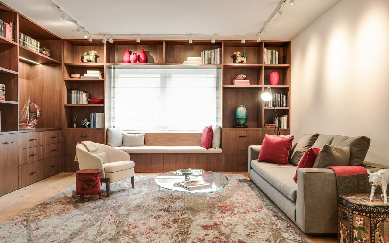 Two-Level Contemporary Nob Hill Apartment