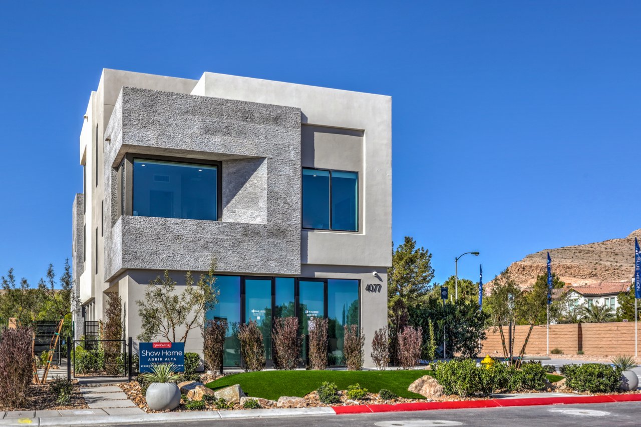 4077 Heron Fairway Dr