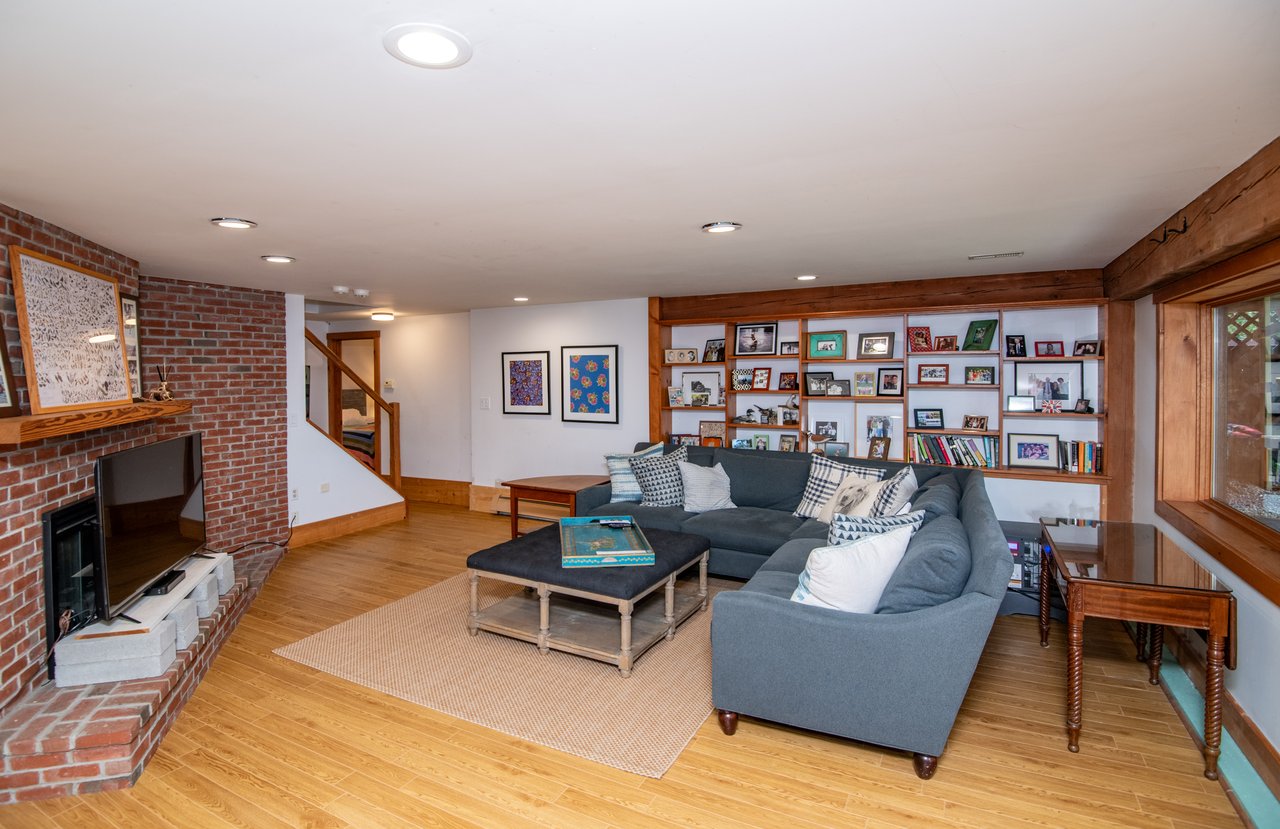 252 Hastings Lane