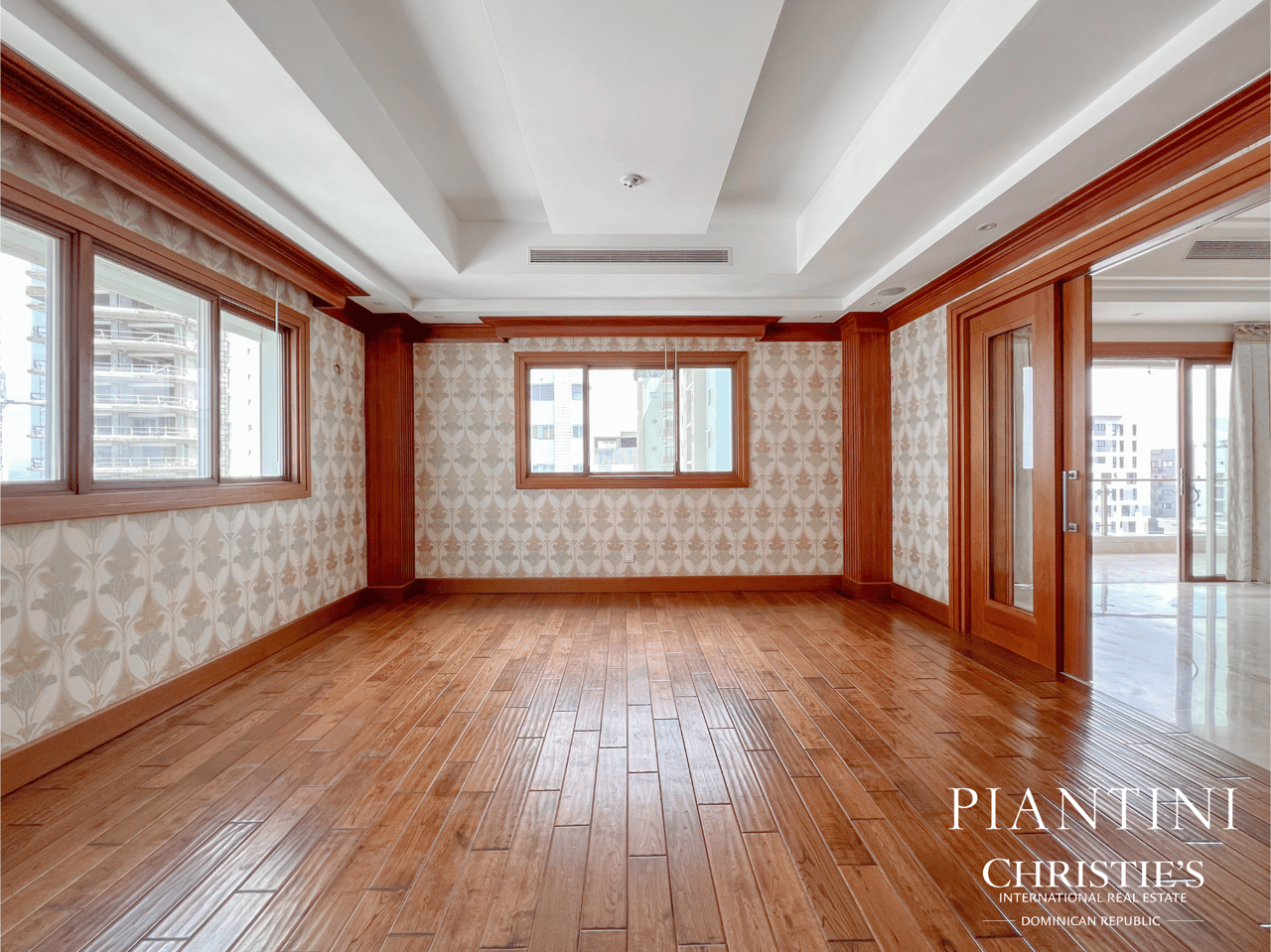 The Grand Penthouse, Ensanche Piantini