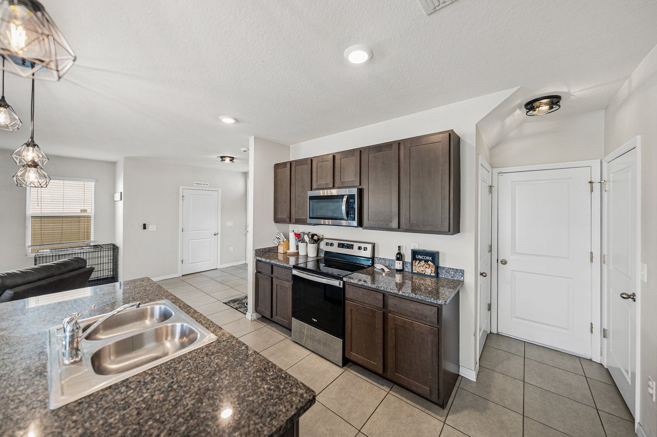 10951 PENNY GALE LOOP