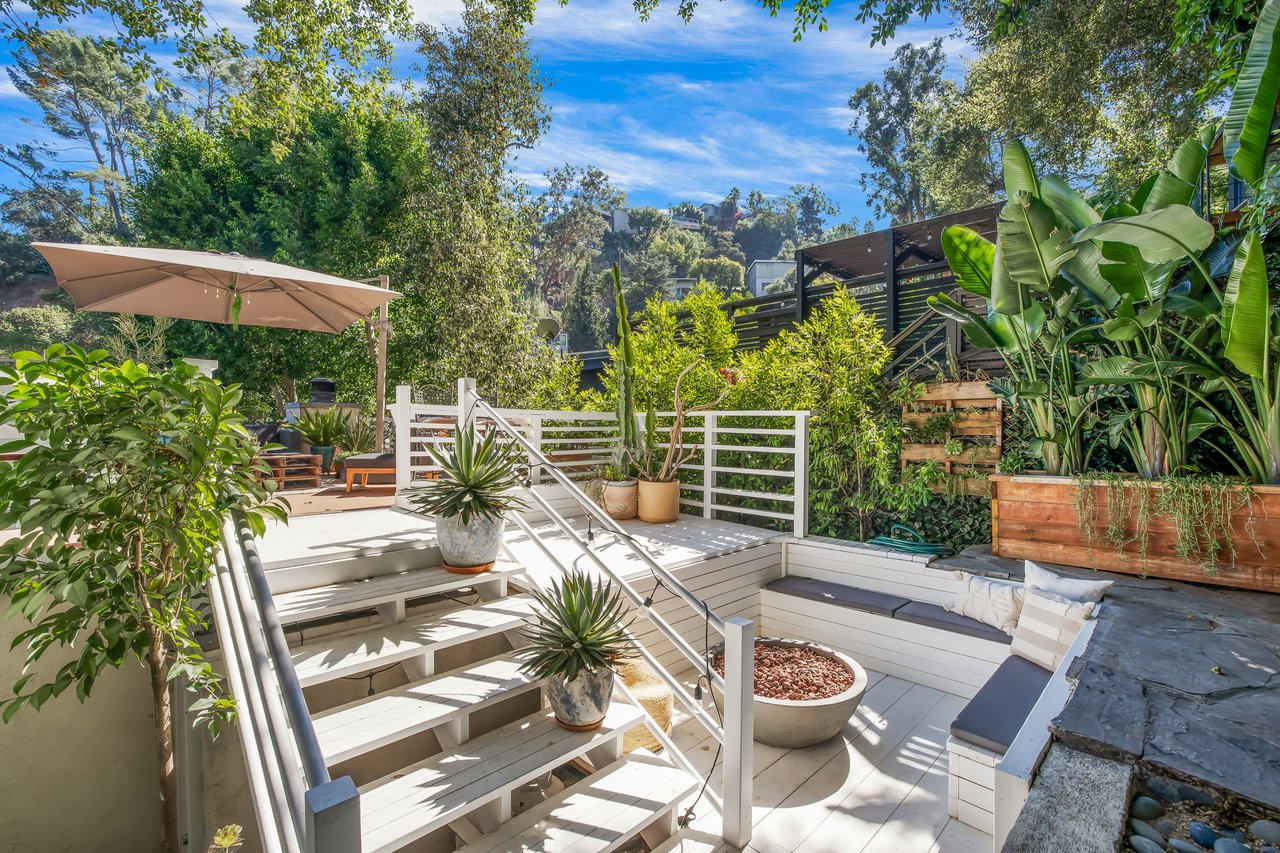 8237 Kirkwood Dr, Sunset Strip