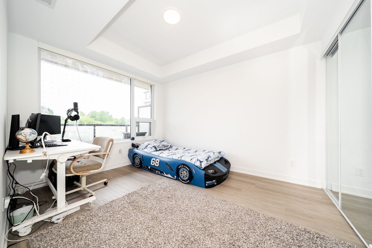 8188 Yonge Street, 235