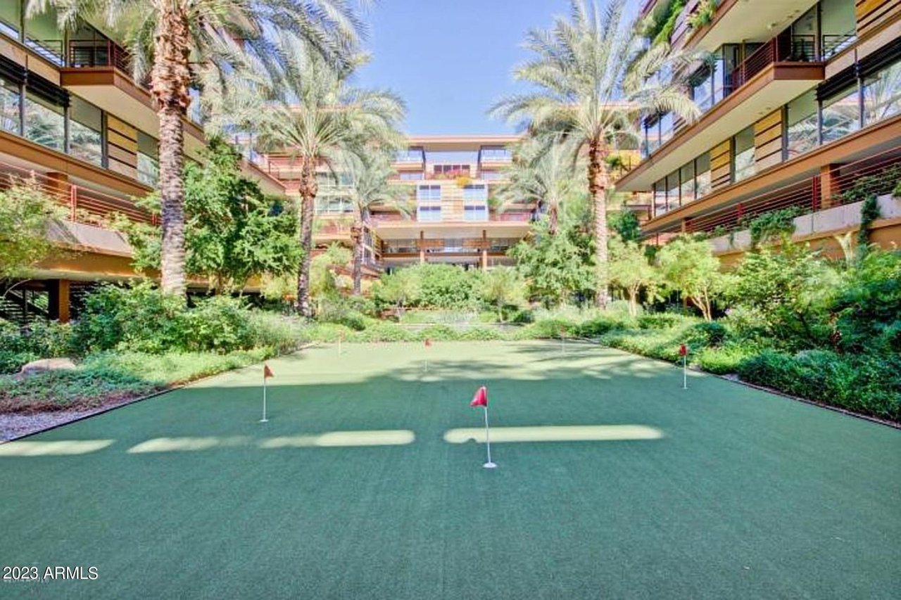 7131 E Rancho Vista Dr, #5001
