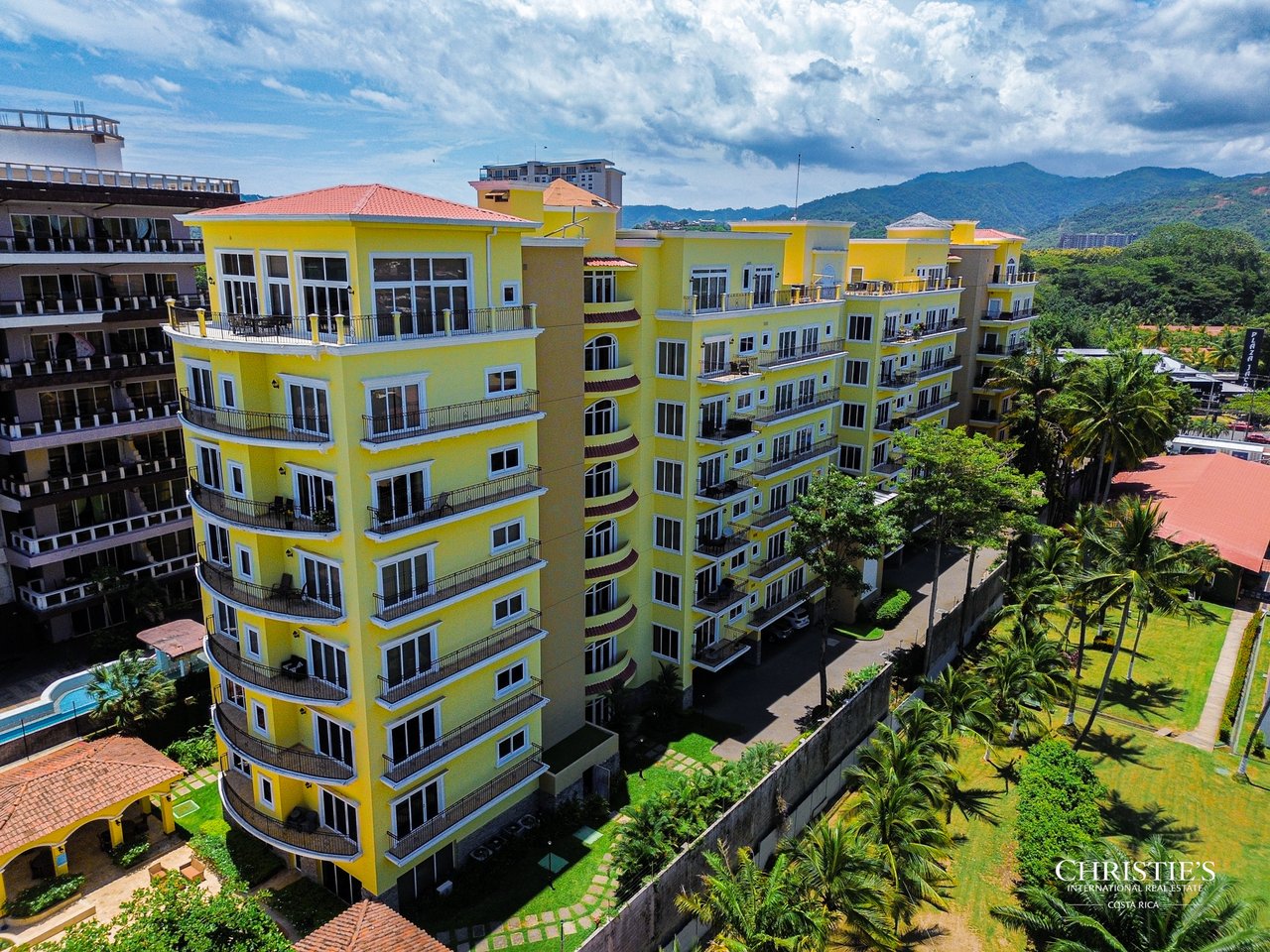 Acqua | Exclusive Oceanfront Living in Jacó