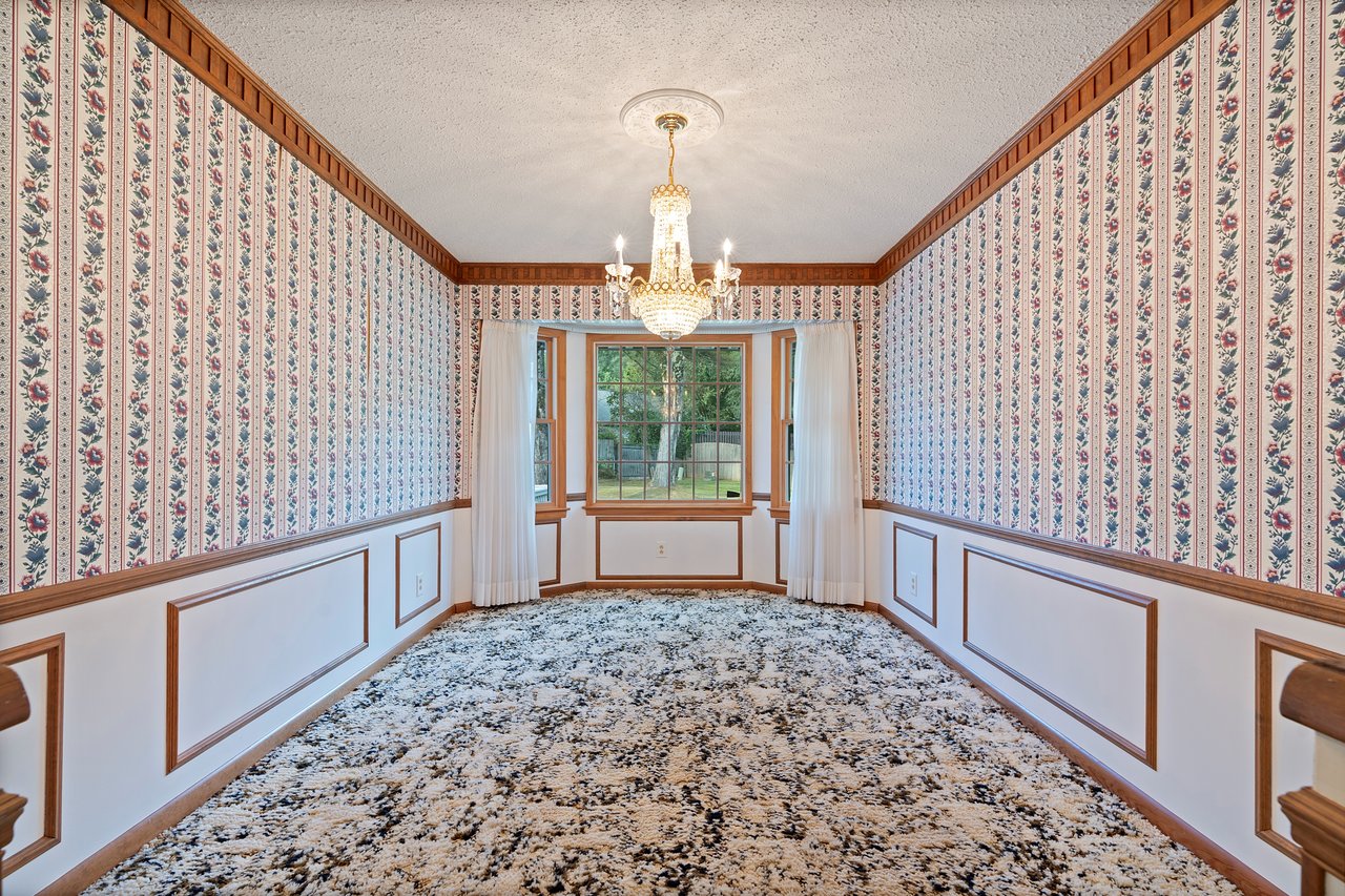 Huntsville Gem: Vintage Charm & Mountain Views