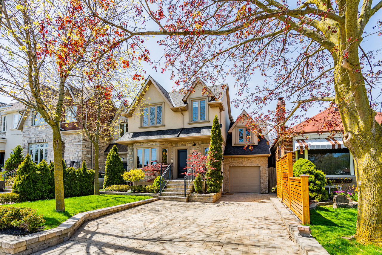 12 Clonmore Dr