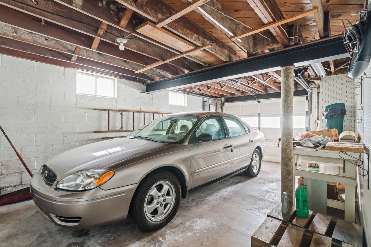 1839 Mauch Chunk Road