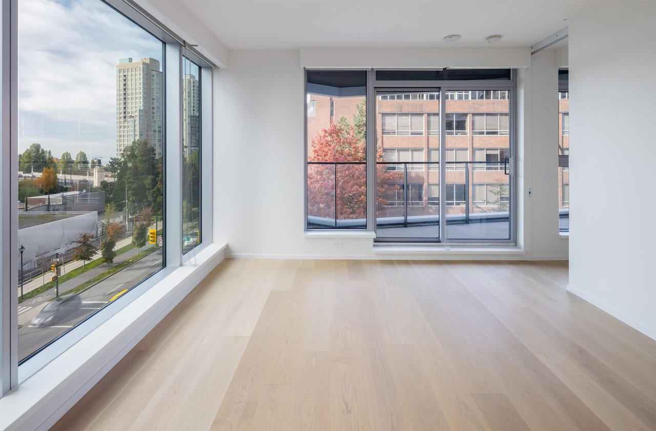 889 Pacific St, #503