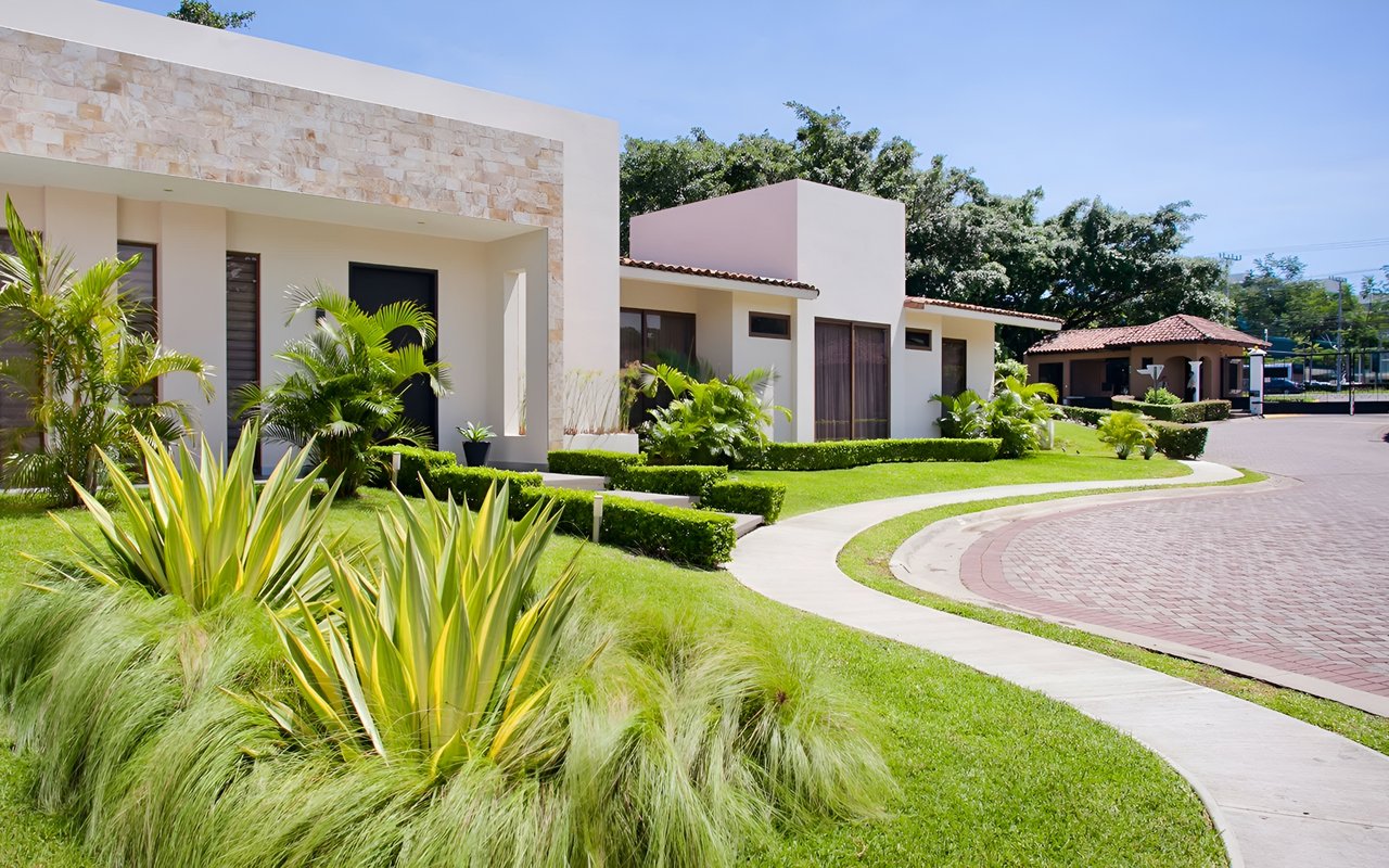 Hacienda Lindora