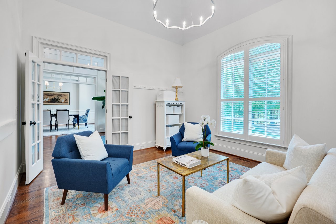 401 Westbury Drive
